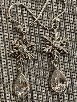 Sparkly Snowflake design drop Earrings